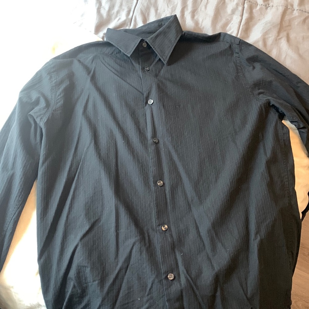 Black Perry Ellis button up shirt